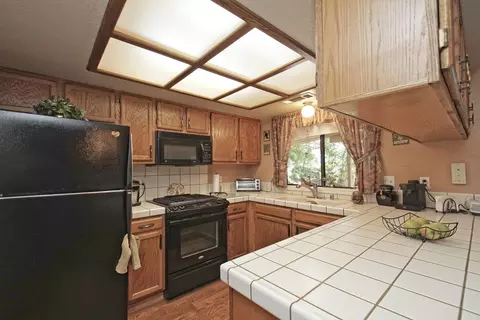 966 Edgewood Ct, Redding, CA 96003 photo 13