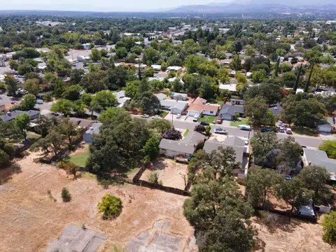 2895 Robert Ct, Redding, CA 96002 photo 23