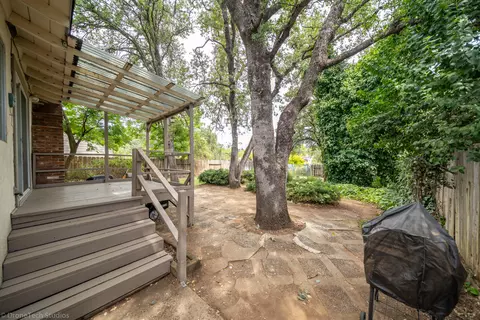 2895 Robert Ct, Redding, CA 96002 photo 15