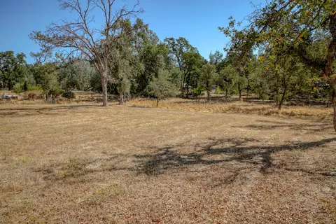 20198 Casa Dr, Redding, CA 96003 photo 14