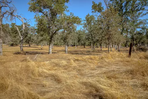 20198 Casa Dr, Redding, CA 96003 photo 7