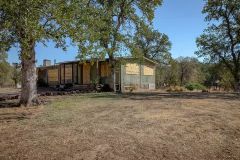 20198 Casa Dr, Redding, CA 96003 photo 1