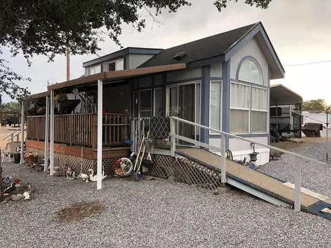 20587 Misty Ln, Redding, CA 96002 photo 3