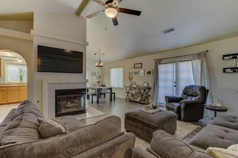 1118 Cobble Creek Ct, Redding, CA 96003 photo 3