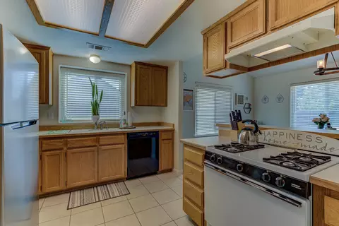 1118 Cobble Creek Ct, Redding, CA 96003 photo 8