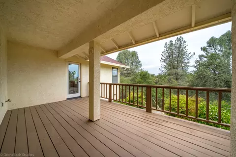 2754 Crystal Tree Dr, Redding, CA 96001 photo 5
