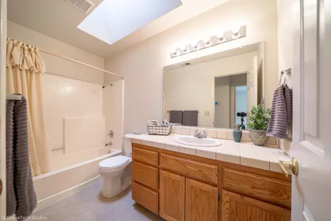 2754 Crystal Tree Dr, Redding, CA 96001 photo 9