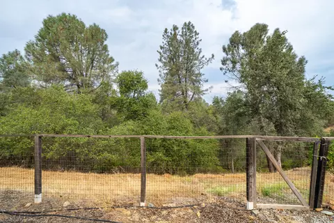2754 Crystal Tree Dr, Redding, CA 96001 photo 14
