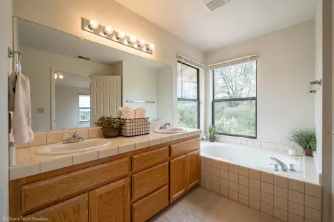 2754 Crystal Tree Dr, Redding, CA 96001 photo 12