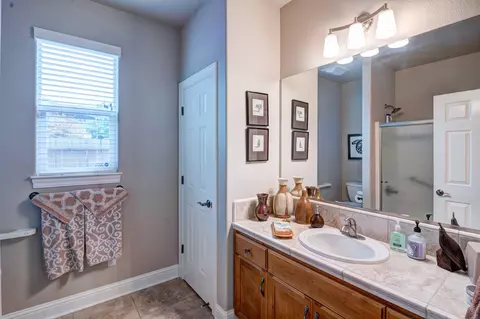 1445 Harbor Ct, Redding, CA 96003 photo 32