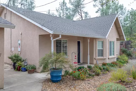 17867 Walker Mine Rd, Redding, CA 96003 photo 1