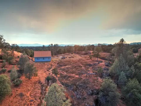 21966 Squaw Grass Trl, Redding, CA 96003 photo 12