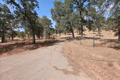 21966 Squaw Grass Trl, Redding, CA 96003 photo 27