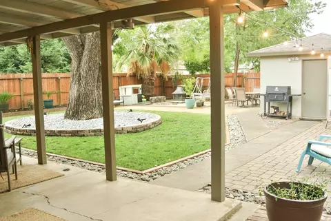 1045 Gold St, Redding, CA 96001 photo 13