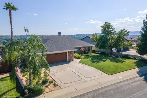 148 Kingsview Ct, Redding, CA 96003 photo 1