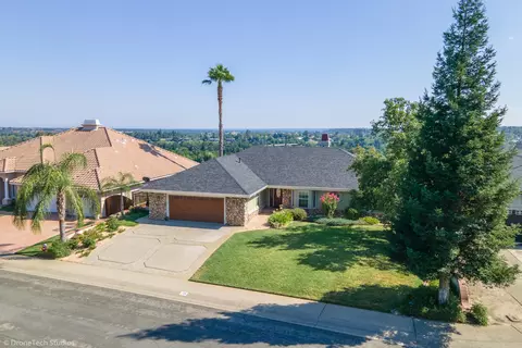 148 Kingsview Ct, Redding, CA 96003 photo 2