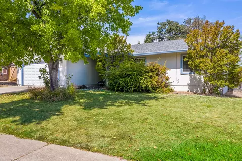 3280 Auburn Dr, Redding, CA 96001 photo 2
