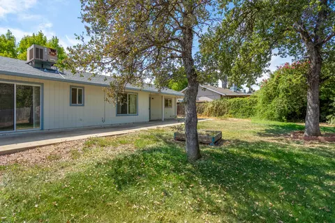 3280 Auburn Dr, Redding, CA 96001 photo 13