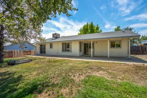 3280 Auburn Dr, Redding, CA 96001 photo 12