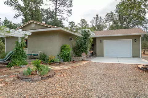 11701 Helena Dr, Redding, CA 96003 photo 3