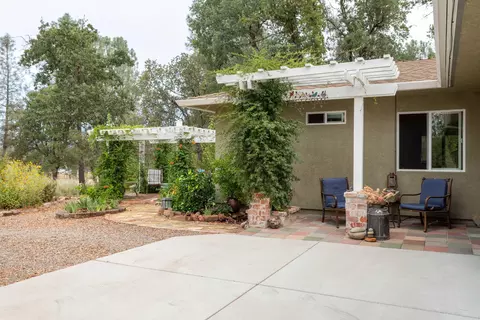 11701 Helena Dr, Redding, CA 96003 photo 8