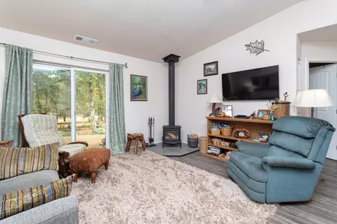 11701 Helena Dr, Redding, CA 96003 photo 13