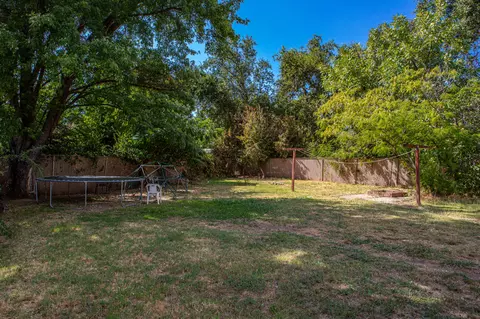 5266 E Bonnyview Rd, Redding, CA 96001 photo 23