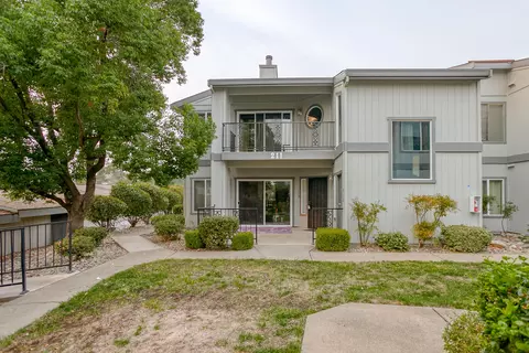 211 Ridgetop Dr #113, Redding, CA 96003 photo 2