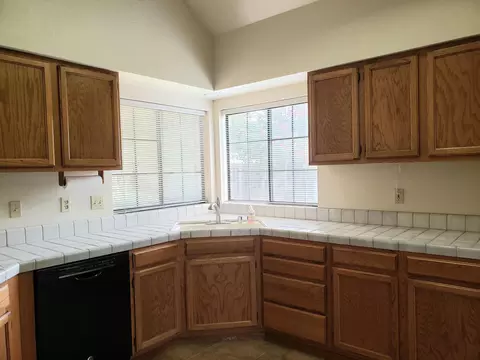 3681 Somerset Ave, Redding, CA 96002 photo 5