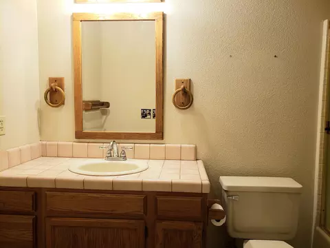 3681 Somerset Ave, Redding, CA 96002 photo 13