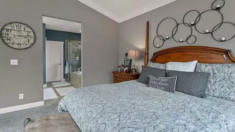 627 Mill Valley Pkwy, Redding, CA 96003 photo 12