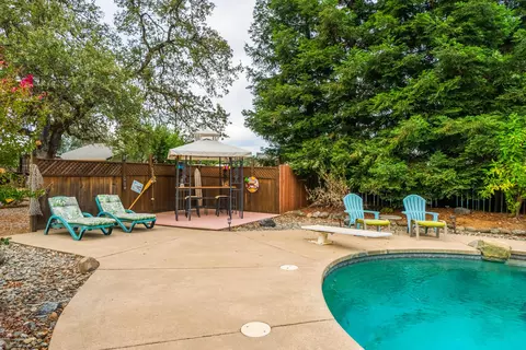 11516 La Costa Ct, Redding, CA 96003 photo 32