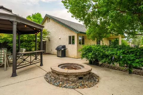 11516 La Costa Ct, Redding, CA 96003 photo 42