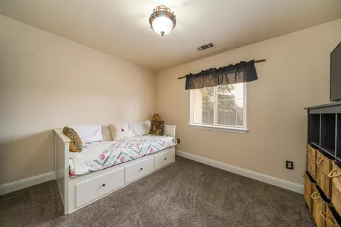 11516 La Costa Ct, Redding, CA 96003 photo 18
