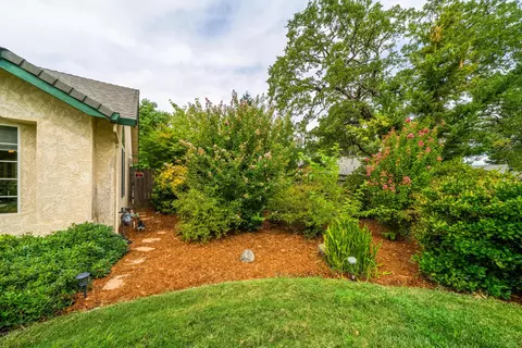 11516 La Costa Ct, Redding, CA 96003 photo 45