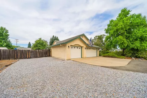 11516 La Costa Ct, Redding, CA 96003 photo 43