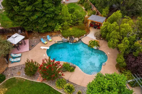 11516 La Costa Ct, Redding, CA 96003 photo 27