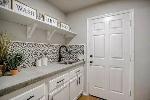 3050 Howard Dr, Redding, CA 96001 photo 24