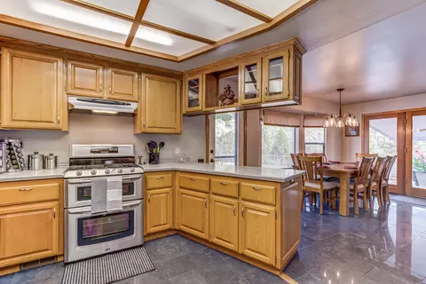 17599 Walker Mine Rd, Redding, CA 96003 photo 11