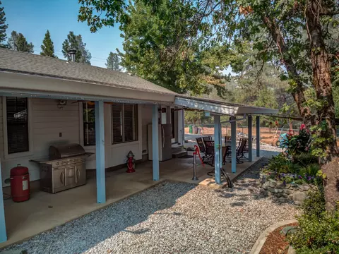 17599 Walker Mine Rd, Redding, CA 96003 photo 32