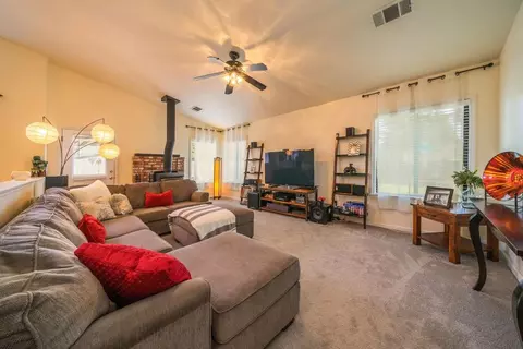 1855 Edgewood Dr, Redding, CA 96003 photo 16