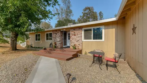 9083 Chaparral Dr, Redding, CA 96001 photo 1