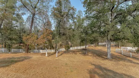 9083 Chaparral Dr, Redding, CA 96001 photo 52
