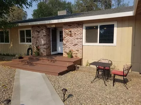 9083 Chaparral Dr, Redding, CA 96001 photo 4