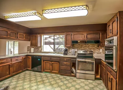11740 Talofa Dr, Redding, CA 96003 photo 8