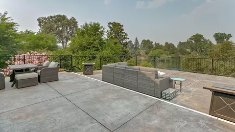 130 Pine St, Red Bluff, CA 96080 photo 23