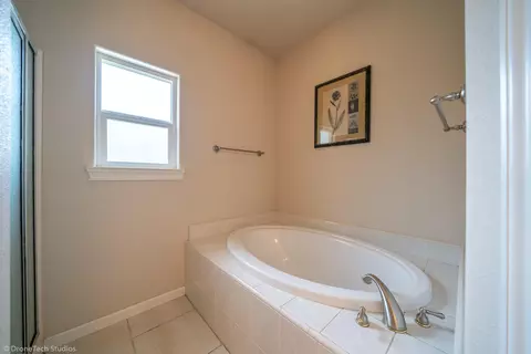 11570 Wilvern Ln, Redding, CA 96003 photo 17