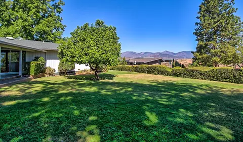 815 Redbud Dr, Redding, CA 96001 photo 47