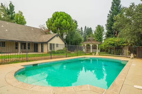783 Sunriver Ln, Redding, CA 96001 photo 52