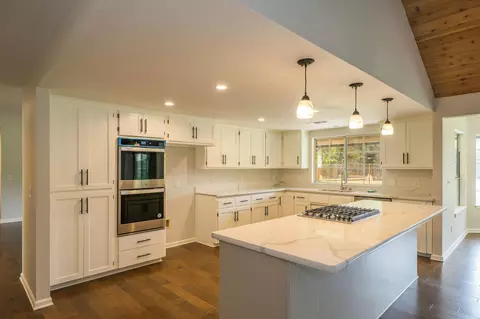 783 Sunriver Ln, Redding, CA 96001 photo 9